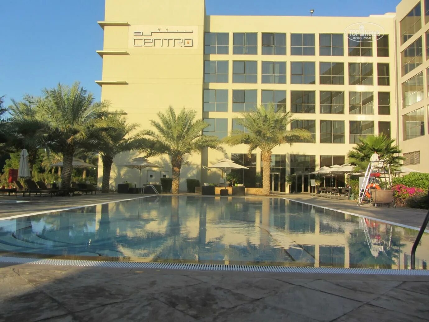 Центро шарджа отель. Centro sharjah. Centro sharjah by rotana. Centro sharjah. Centro sharjah.