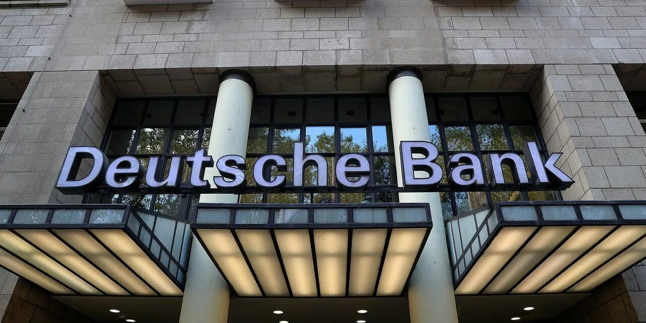 Европейские банки. Иностранные банки Европы. Самый крупный банк Европы. Реклама Deutsche Bank.