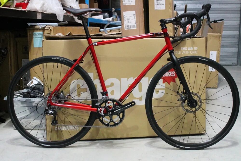 Usa usb. Charge plug. Зарядник для телефона. Городской велосипед charge plug. Us charger.