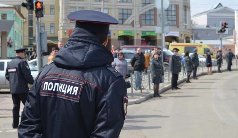 Обеспечение порядка в городе. Полиция общественный порядок. полиция общественной безопасности. охрана правопорядка. полиция общественной безопастности.