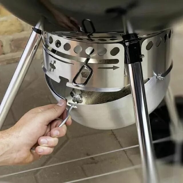 Гриль Weber Original kettle. Угольный гриль Weber Original kettle Premium 57 см. Золосборник Weber. Золосборник Weber 57. Гриль угольный kettle