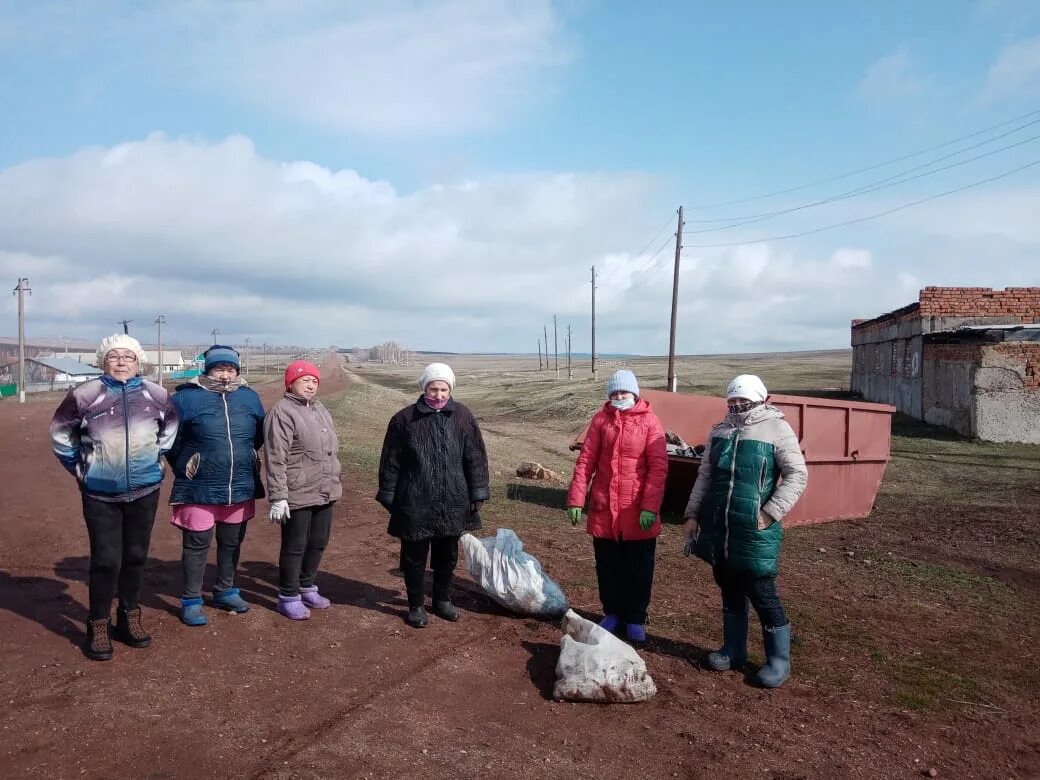 Деревня в куюргазинском районе. Ямангулово Куюргазинского района. Караево Куюргазинский район. Старая Отрада Куюргазинский район. Куюргазинский район деревня Ямангулово.