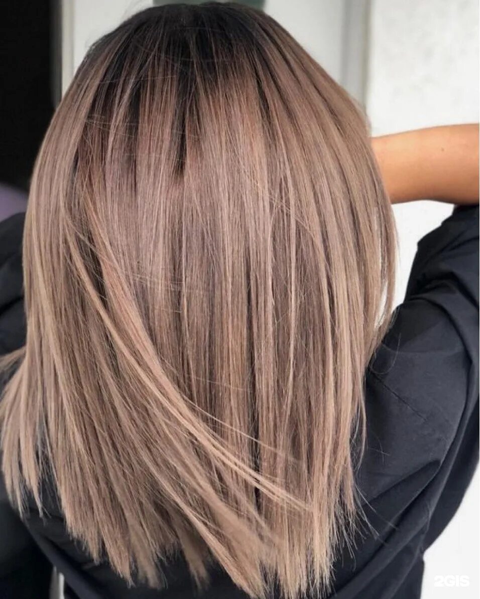 Стрижка и окрашивание волос на средние волосы. Мелирование балаяж на русые. Блонд 2021-2022. Русый 2022. Мелирование 2021 на средние русые волосы.
