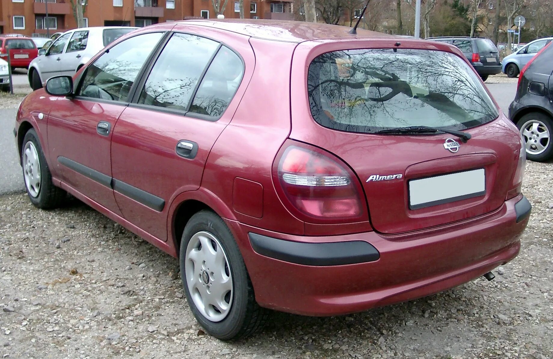 Nissan almera n16 sport. Авито альмера хэтчбек. Ниссан н16 хэтчбек. Альмера н16 2006 хэтчбек. Ниссан альмера универсал 2005.