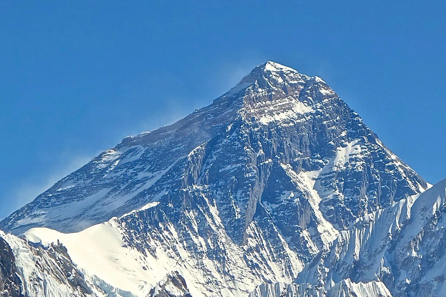Гора Эверест 8848 метров. Гора Эверест (Джомолунгма). Гималаи. Джомолунгма (Гималаи) - 8848. Гора джамалумба. Маунт эверест