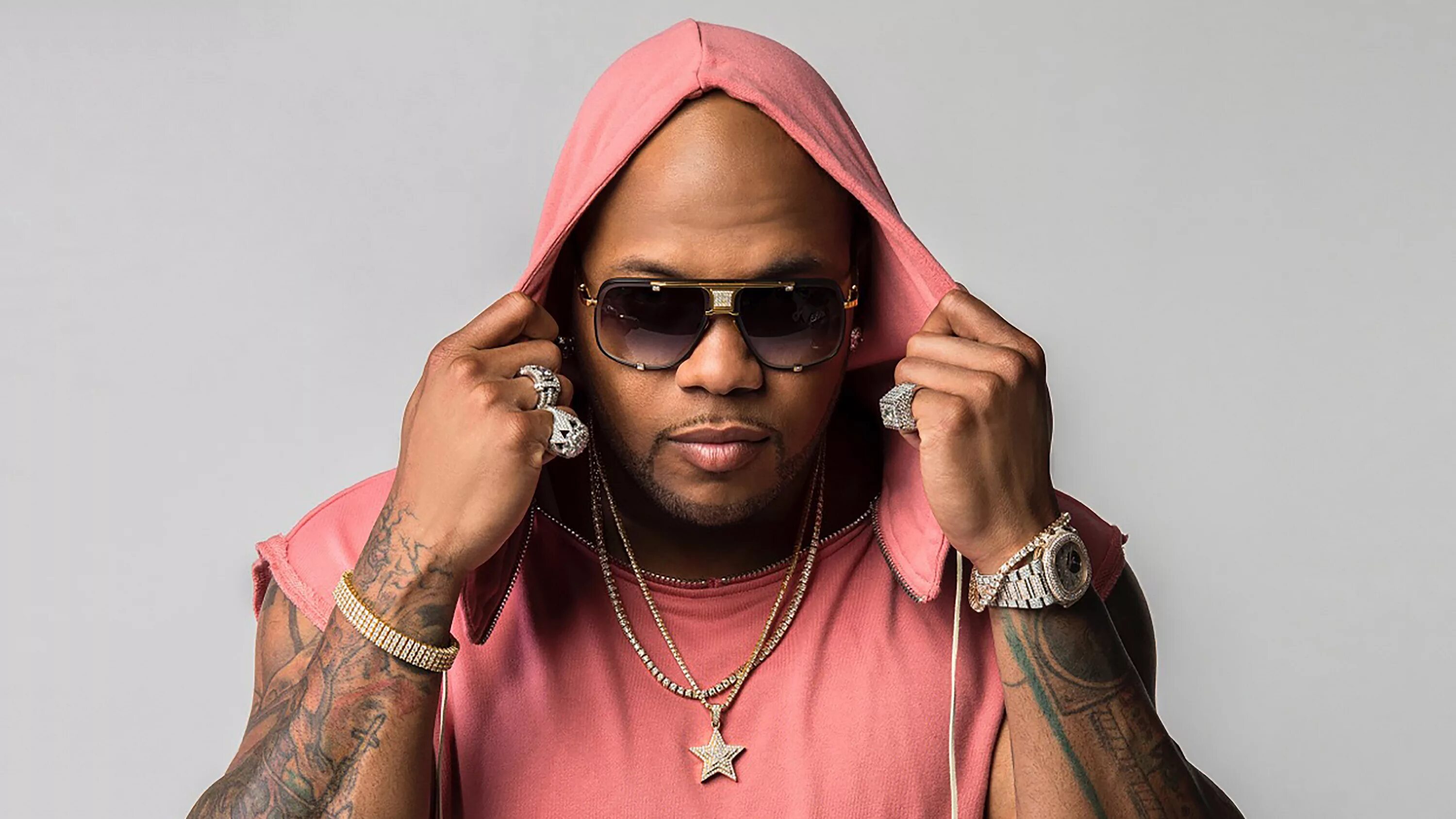 Фло это. Райда рэпер. Фло это. Райда рэпер. Flo rida фото.