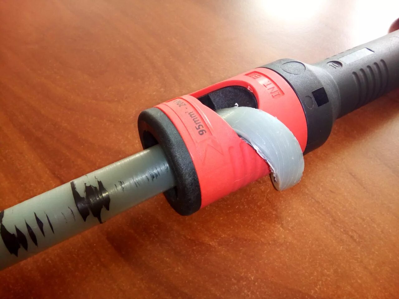 Насадка для зачистки проводов 2. Полезные насадки на шуруповерт. Насадка на шуруповерт для снятия изоляции. Насадка на шуруповерт для снятия изоляции. Насадка для зачистки и скрутки проводов vira 533000.