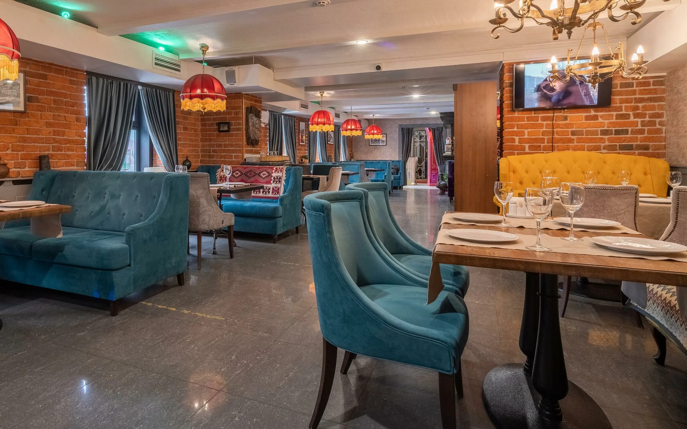 Мегрелия ресторан на таганке. Паб в москве. Большие каменщики ресторан мегрелия. Ресторан мегрелия. Мегрелия ресторан на таганке.