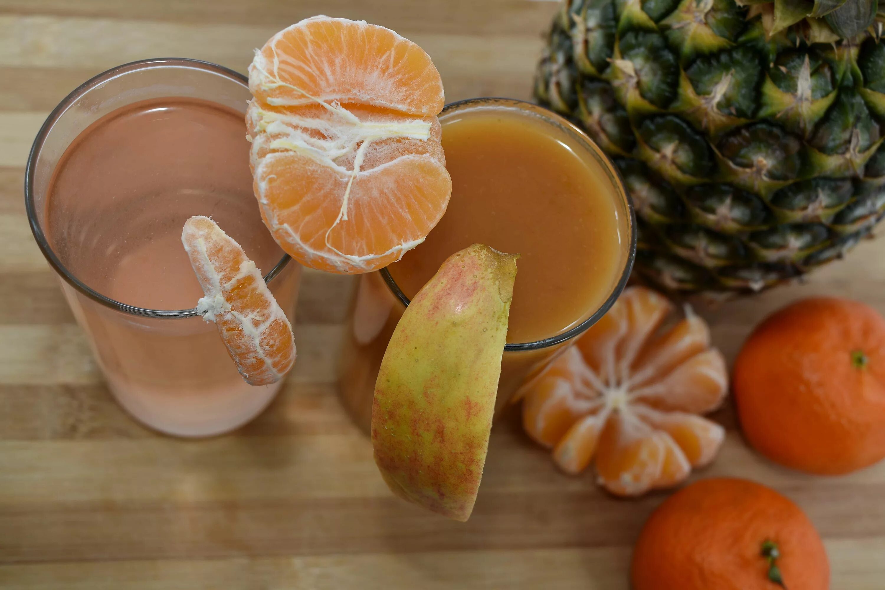 Фрукт похожий на помело зеленый. Фрукт помело помело. Цитрус экзотик. Цитрус экзотик. Гибрид лимона и мандарина.