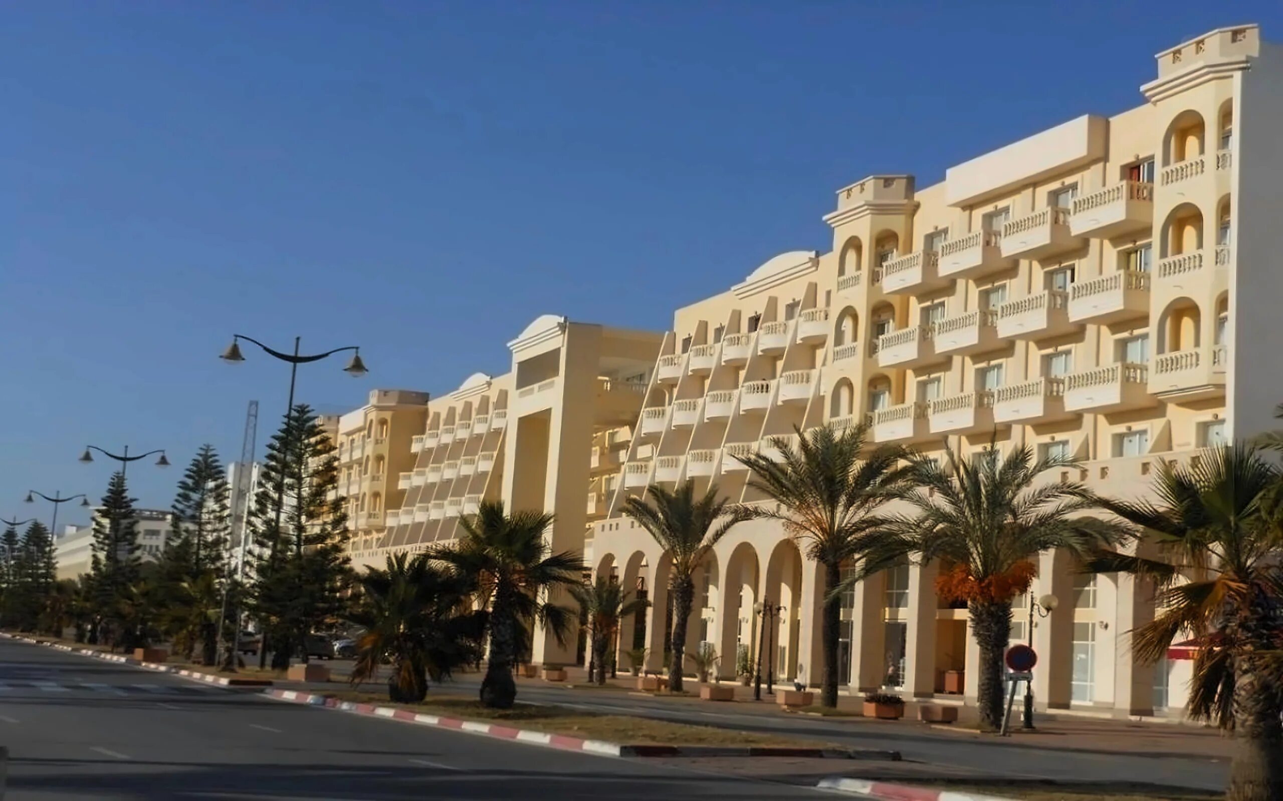 Тунис отель эль муради монастир. Atrium 4 тунис. Хаммамет тунис. Тунис отели novostar. Новостар хаям гарден бич тунис.