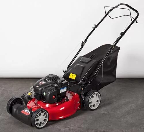 Briggs & stratton триммер колесный. Бензокосилка briggs stratton. Briggs stratton 500cc. Briggs stratton 500e 140cc. Бензокосилка briggs stratton.