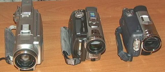 Dxg 571v видеокамера. камера sony dual solar charging эльдорадо. видеокамера sony handycam 40x. Genius g-shot dv611. Jvc 800x digital zoom.