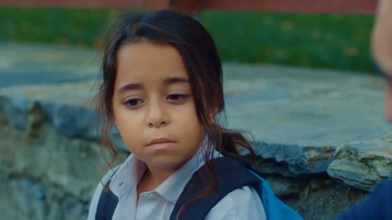 Берен гёкйылдыз турецкая актриса. Плачущая Берен гёкйылдыз. Daughter 2018