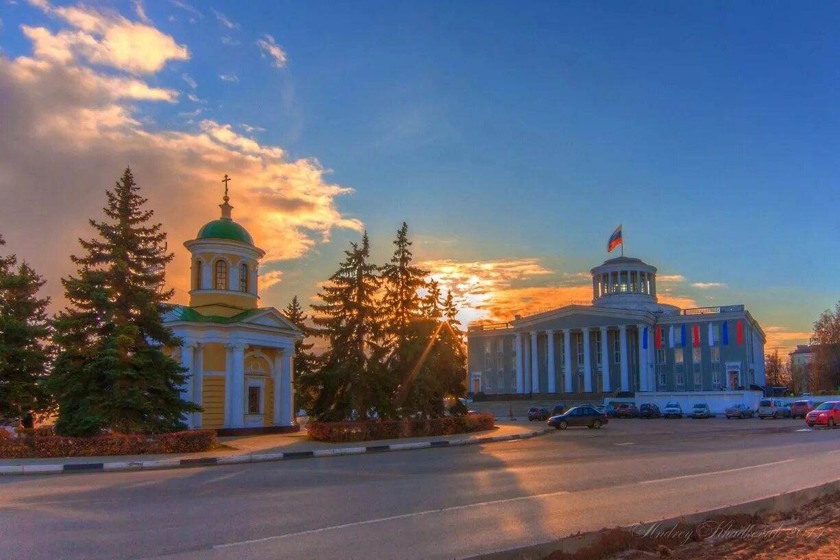 Г дзержинск ниж. Г Дзержинск Нижегородской области. Площади города Дзержинска Нижегородской области. Дзержинск Нижегородская область ДКХ. Дзержинск Нижегородская область центр города.