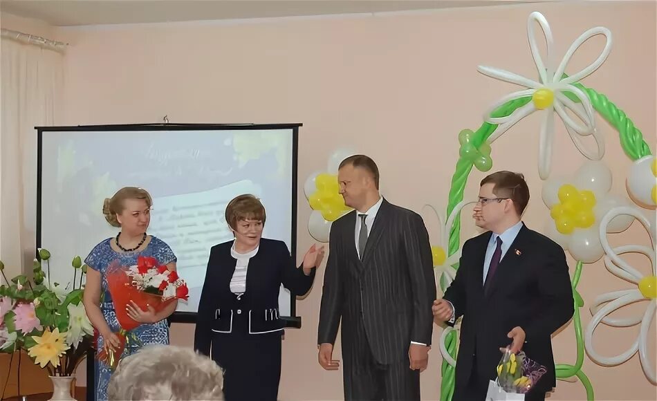 Совещания заведующих доу. Заведующая в детский сад солнышко. Начальник ДОО гронескоселького района. Батайск заведующие ДОУ. Заведующие ДОУ 9 Липецк.