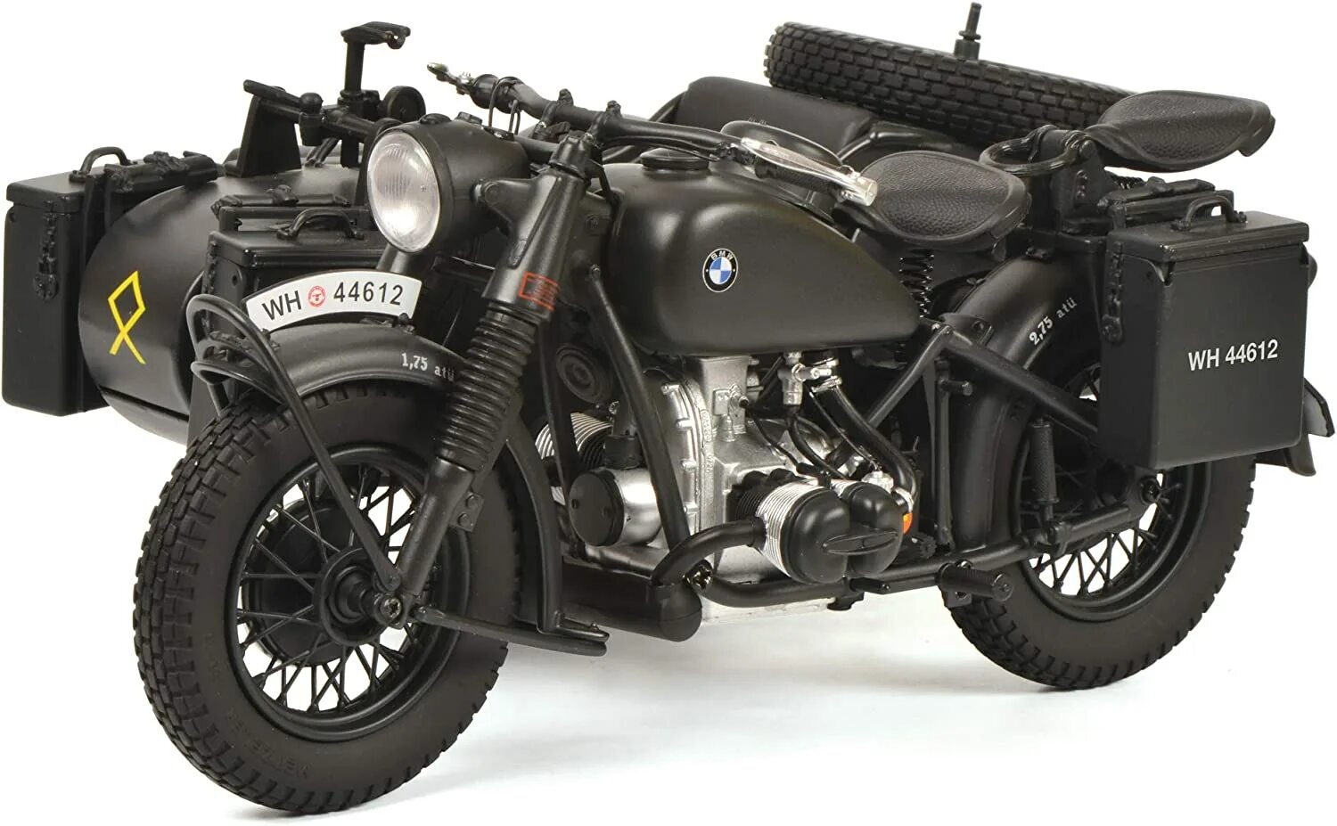 BMW r75. Мотоцикл BMW r75. Мотоцикл БМВ Р-75. Военный мотоцикл БМВ Р-75. Байк 75 производитель