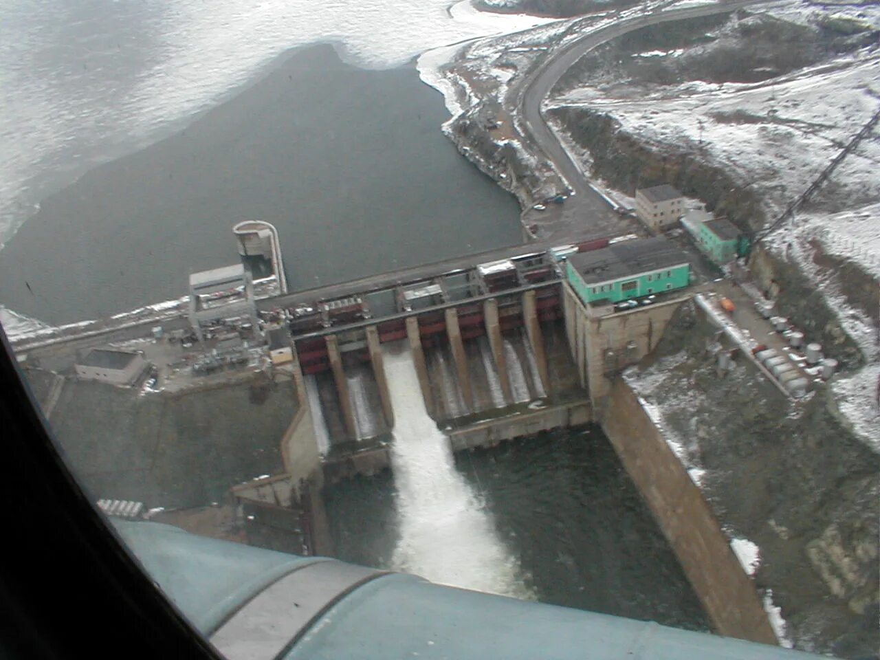 Ириклинская ГЭС Ириклинская ГЭС. Ириклинская ГЭС (плотина ). Ириклинское водохранилище дамба. Посёлок Энергетик Ириклинское водохранилище.