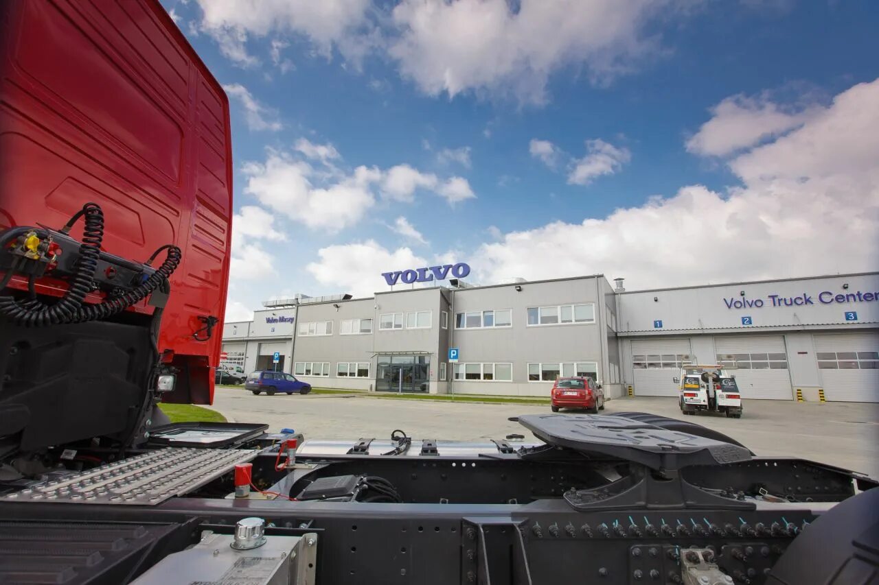 Volvo Truck Center. Вольво центр грузовой. Сервисная станция Вольво ТПАС. Ферронордик машины Шушары. Телефон вольво центр