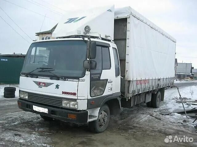 Хино 300 5 тонник. Хино 5 тонник. Перевозка рефрижератором. Хино грузовик 5 тонн. Hino 500 рефрижератор.