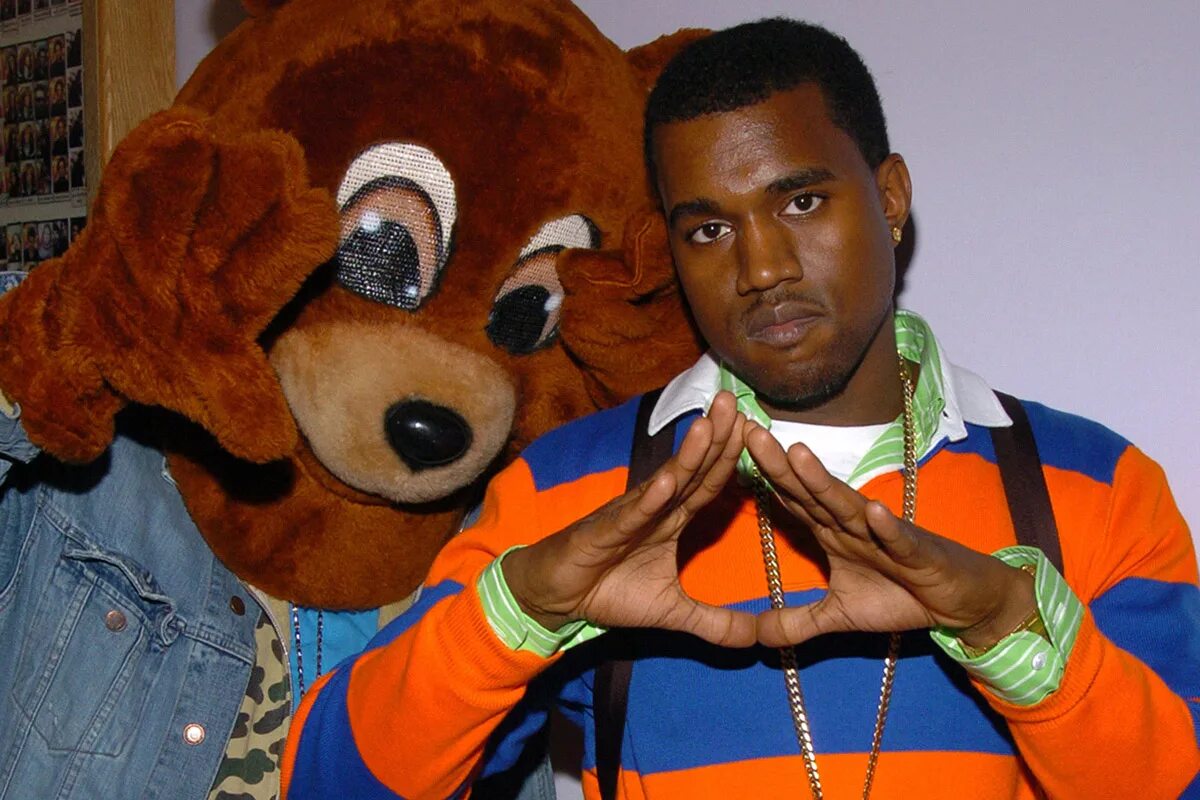 Promotion kanye. Kanye West 2003. Kanye West 2004. Канье, the College Dropout. The College Dropout Канье Уэст.