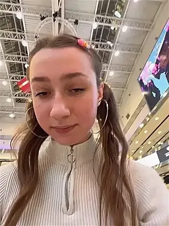 Лиа литтл biografia. Lia love. Lia love. Lia lovely. Лиа уссади-лессер актриса.