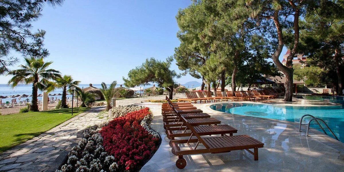 Мовенпик турция кемер. Movenpick турция. Риксос премиум текирова. Royal diwa tekirova 5*. Эйфория текирова турция.