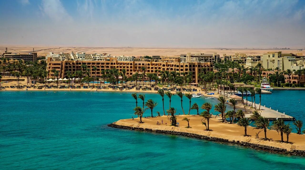 Continental hurghada. Континенталь Хургада Резорт. Континенталь отель Хургада 5. Египет Continental Хургада. Continental Hotel Hurghada 5 Египет Хургада.