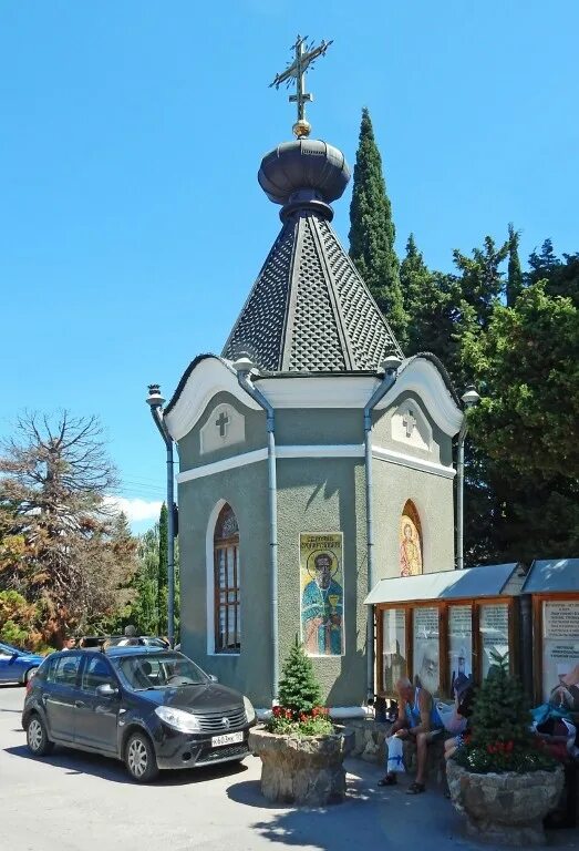 Алушта храм всех крымских. Алушта. церковный город.