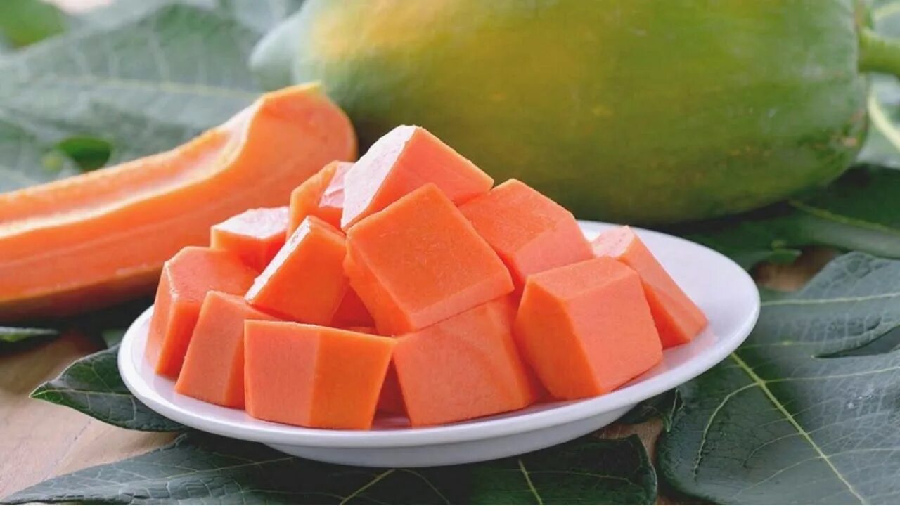 9 beneficios de comer papaya Batido de papaya, Avena para adelgazar, Alimentos r