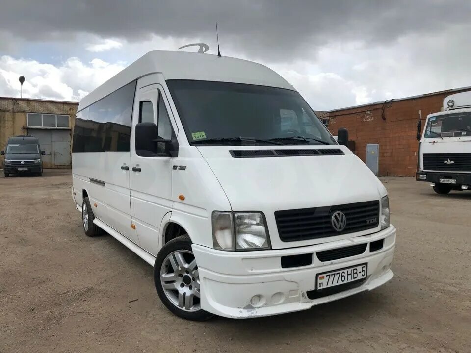 Купить volkswagen белоруссия. Volkswagen lt35 2002. VW lt 35. Фольксваген lt 35 микроавтобус. Lt35.