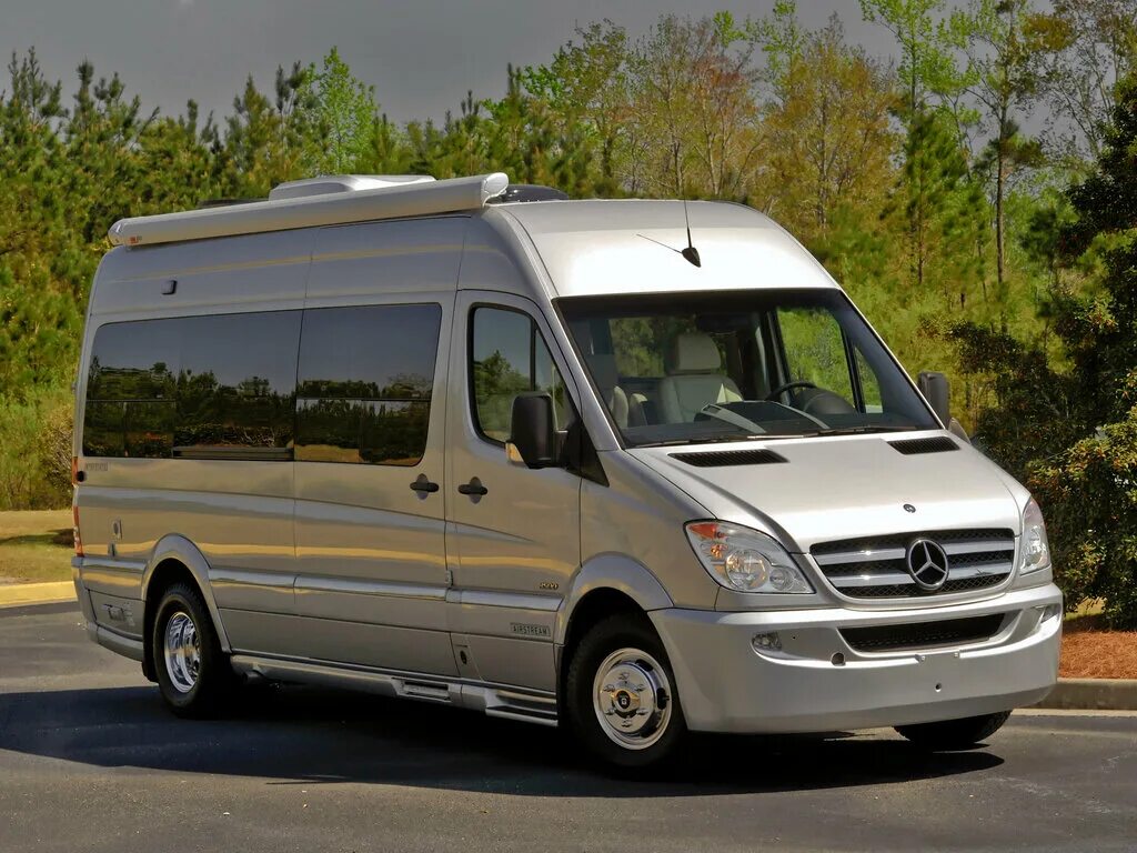 Мерседес спринтер пассажирский 2022. Mercedes benz пассажирский. Мерседес спринтер пассажирский. Мерседес спринтер 906 пассажирский. Mercedes benz пассажирский.