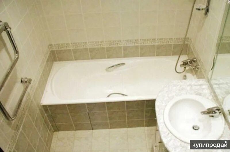 Фото ванной 2 кв Интерьер ванной комнаты, совмещенной с туалетом Idée pour petite salle de bain,