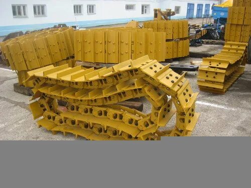 гусеница т 15. винтовой запрессовщик пальцев тракторных гусениц. четра т15. т32 гусеница. гусеница т203-22-000сб.