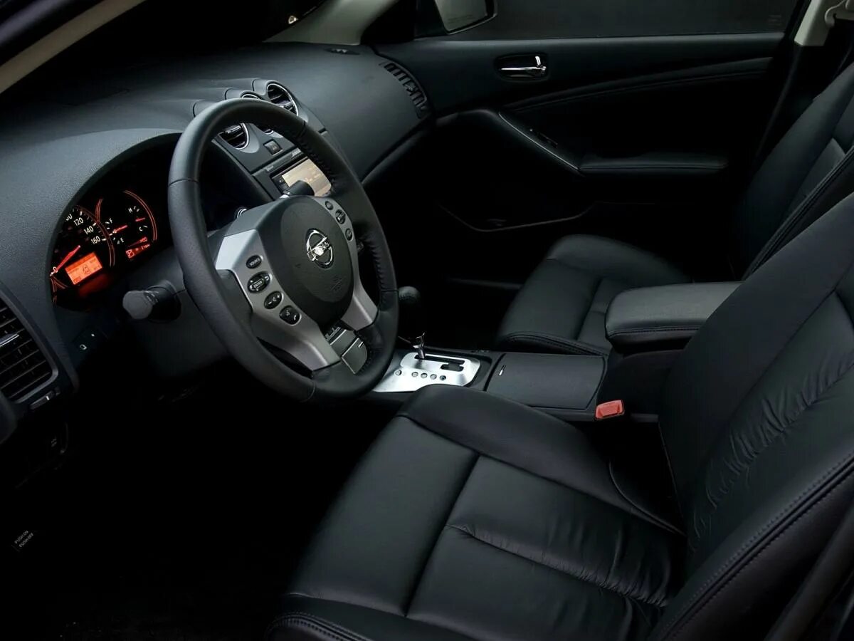 Nissan Altima 2013MY Interior
