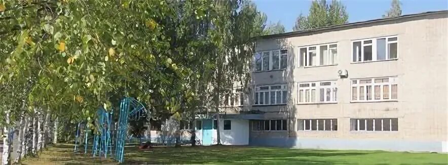 Спортивный комплекс молния ярославль. Стадион молния Ярославль. Стадион молния Липовая гора. Молния Ярославль Щепкина 10. Молния спортивный комплекс Ярославль Щепкина.