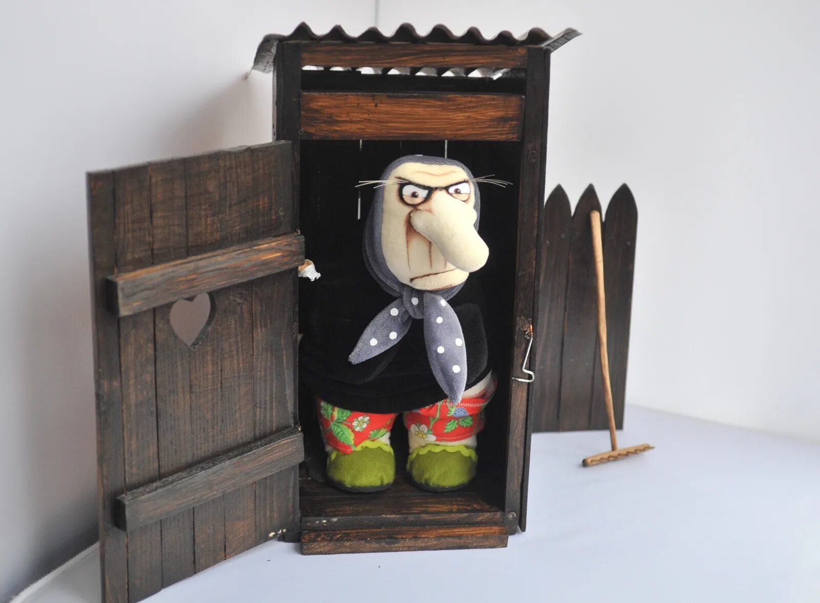 Вася ложкин дама в туалете. Художник василий ложкин дама в вечернем туалете. Вася ложкин вечерний туалет. Художник василий ложкин дама в вечернем туалете. Ложкин дама в вечернем.