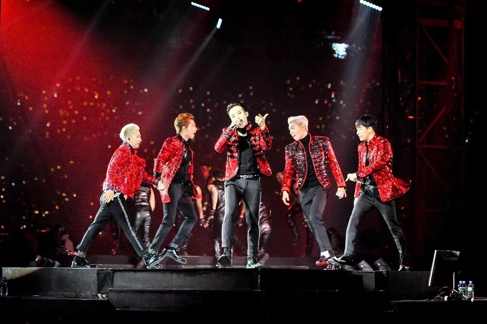 BIGBANG группа Кореи. Big Bang Concert. Big Bang концерт. Ningning концерт BIGBANG. Bang в россии