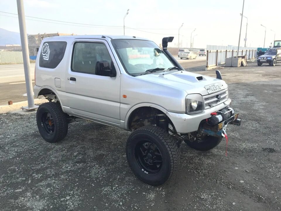 Куплю сузуки джимни б у. Suzuki Jimny 245 70. Suzuki Jimny 235/75 r15. Suzuki Jimny 235/85/16. Suzuki Jimny 265 70r16.