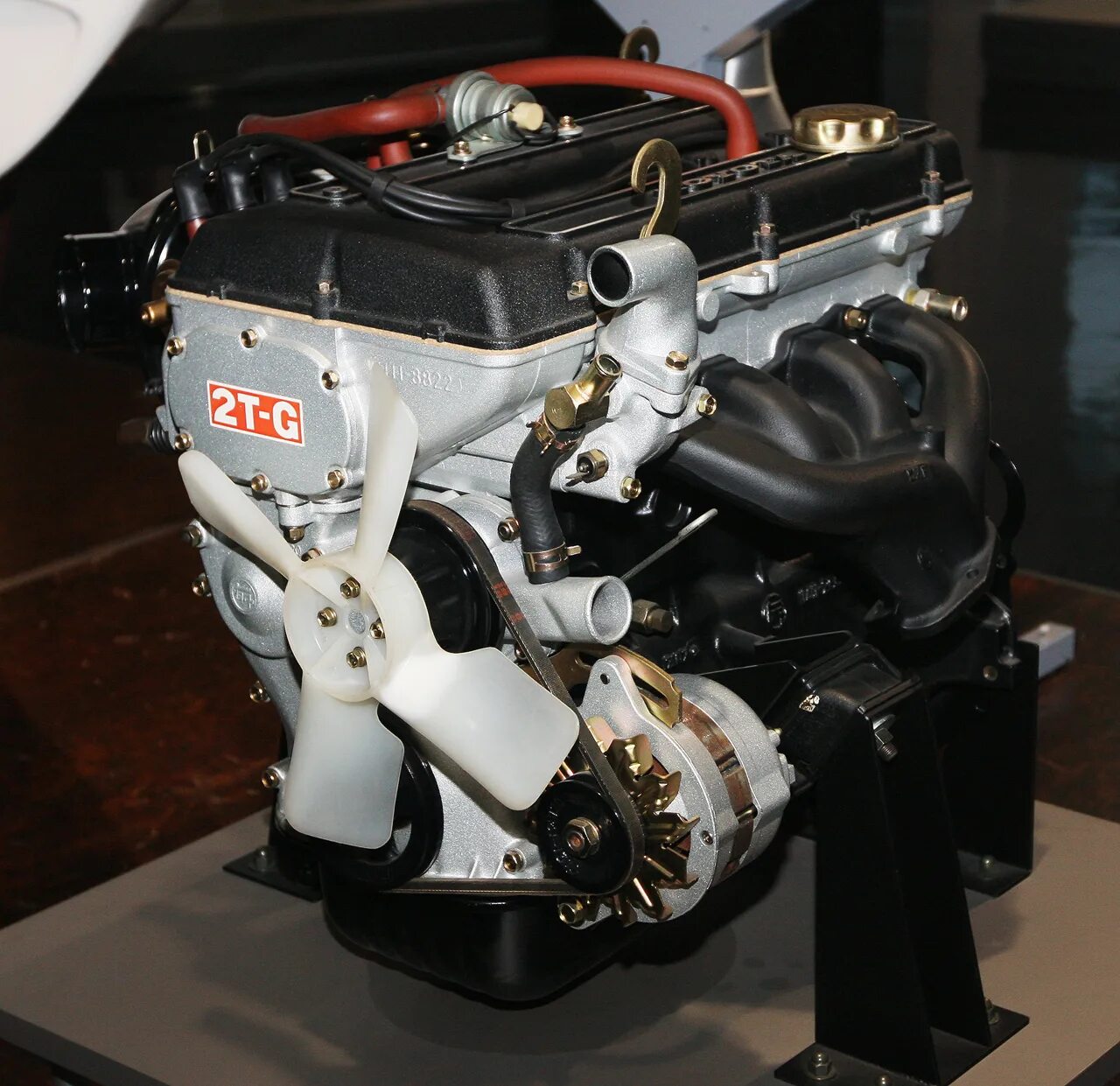 5 турбо. Двс t2 toyota cavalier. 2т ктм двигатель. Двигатель т2 тойота кавалер. 2 t двигатель.