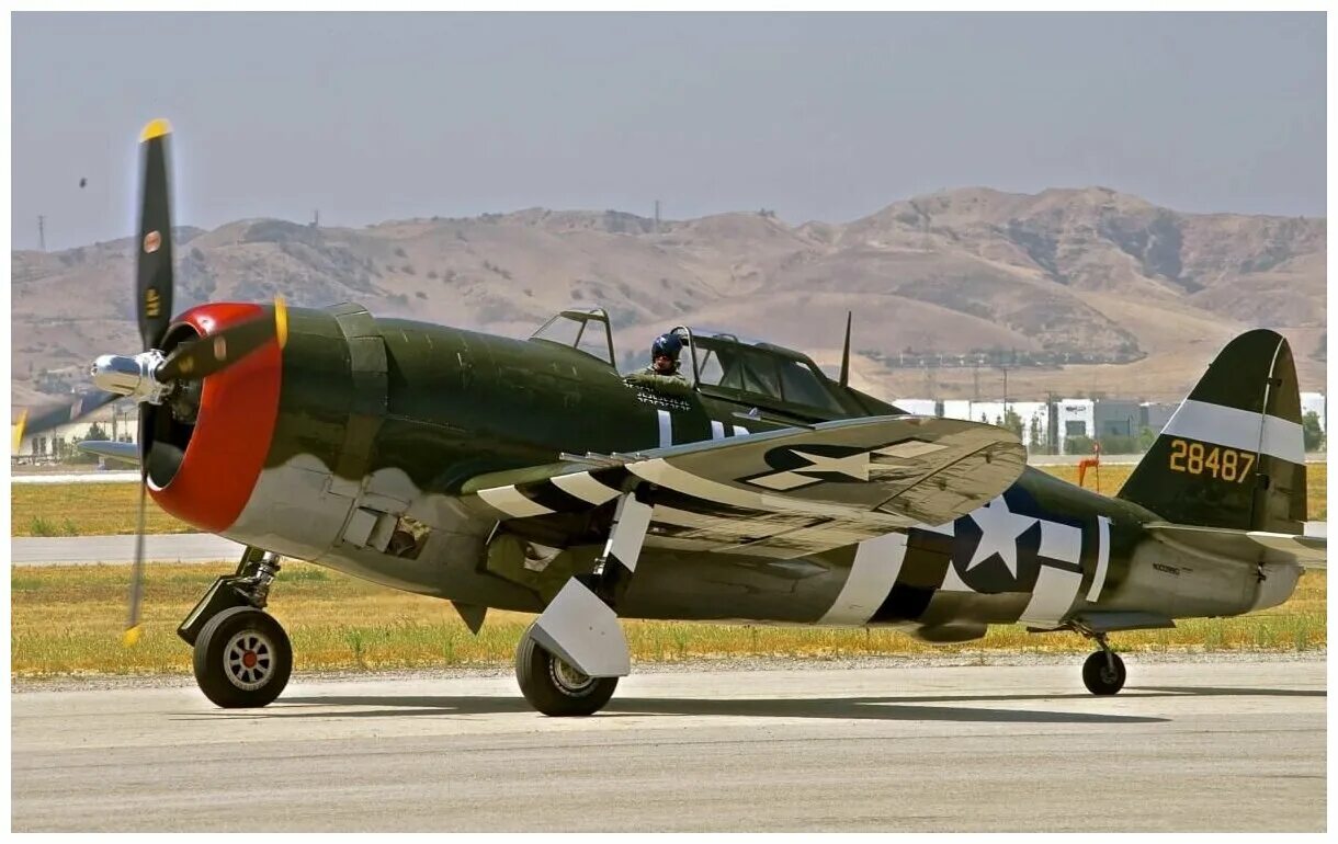 P-47 Тандерболт. Истребитель p-47. Истребитель Тандерболт р-47. Thunderbolt самолет p-47.