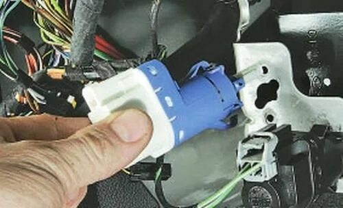 Как снять лягушку тормоза форд фокус 2 Ford Focus 2 Педаль тормоза 2005-2008 арт. 00000070178, цена 600 руб. купить в