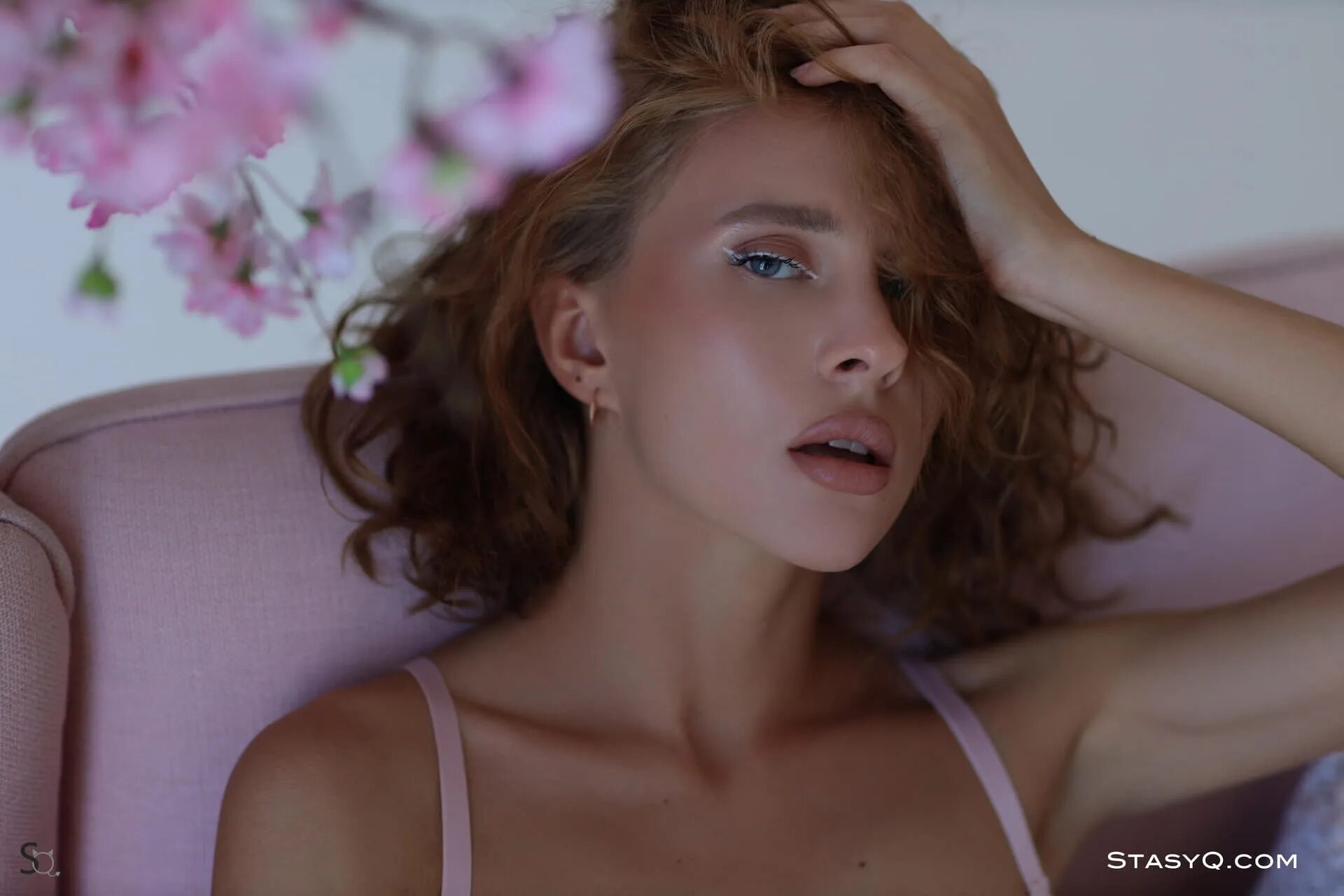 Stasy q. Stasyq 2025. gwenq модель. stasyq обои на ноутбук. natali cherry - foryq nude photos on stasyq.