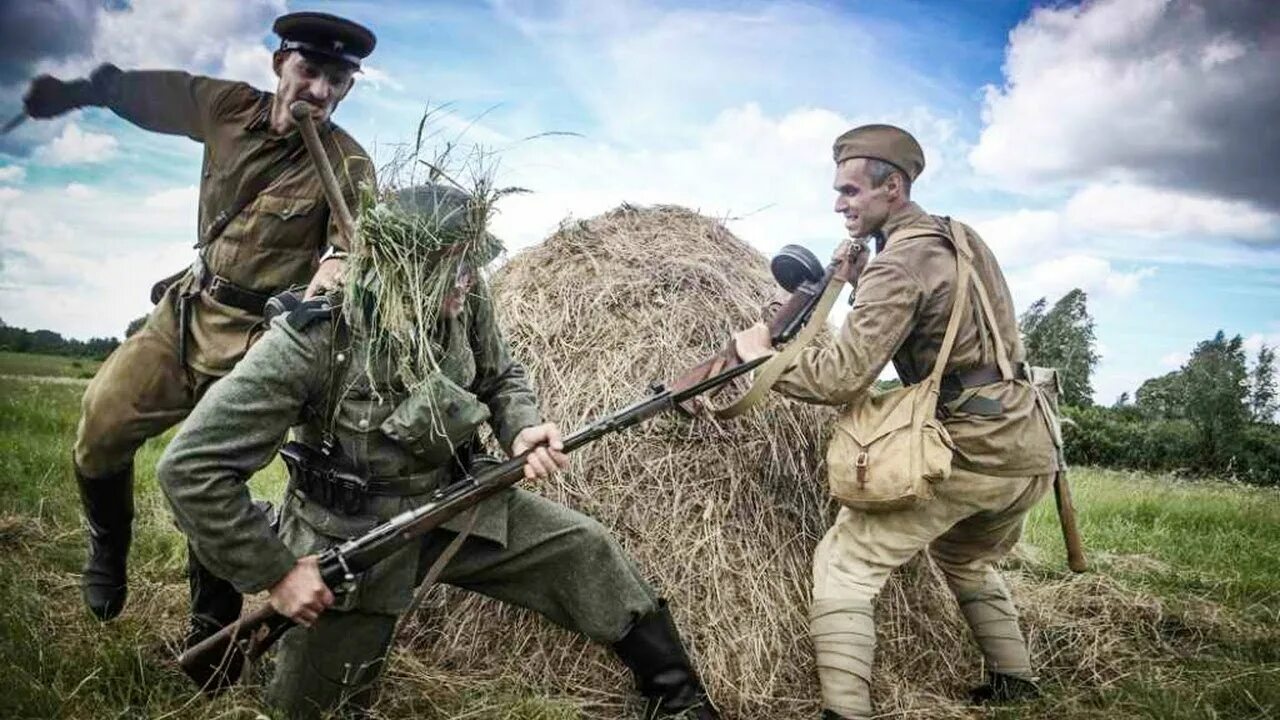 Про разведчиков 1941. Хутор 1941-1945 военный фильм про разведку. разведчик военный фильм 2017. военный фильм про войну охотник разведка. фильмы про разведку военную 1941 -45.
