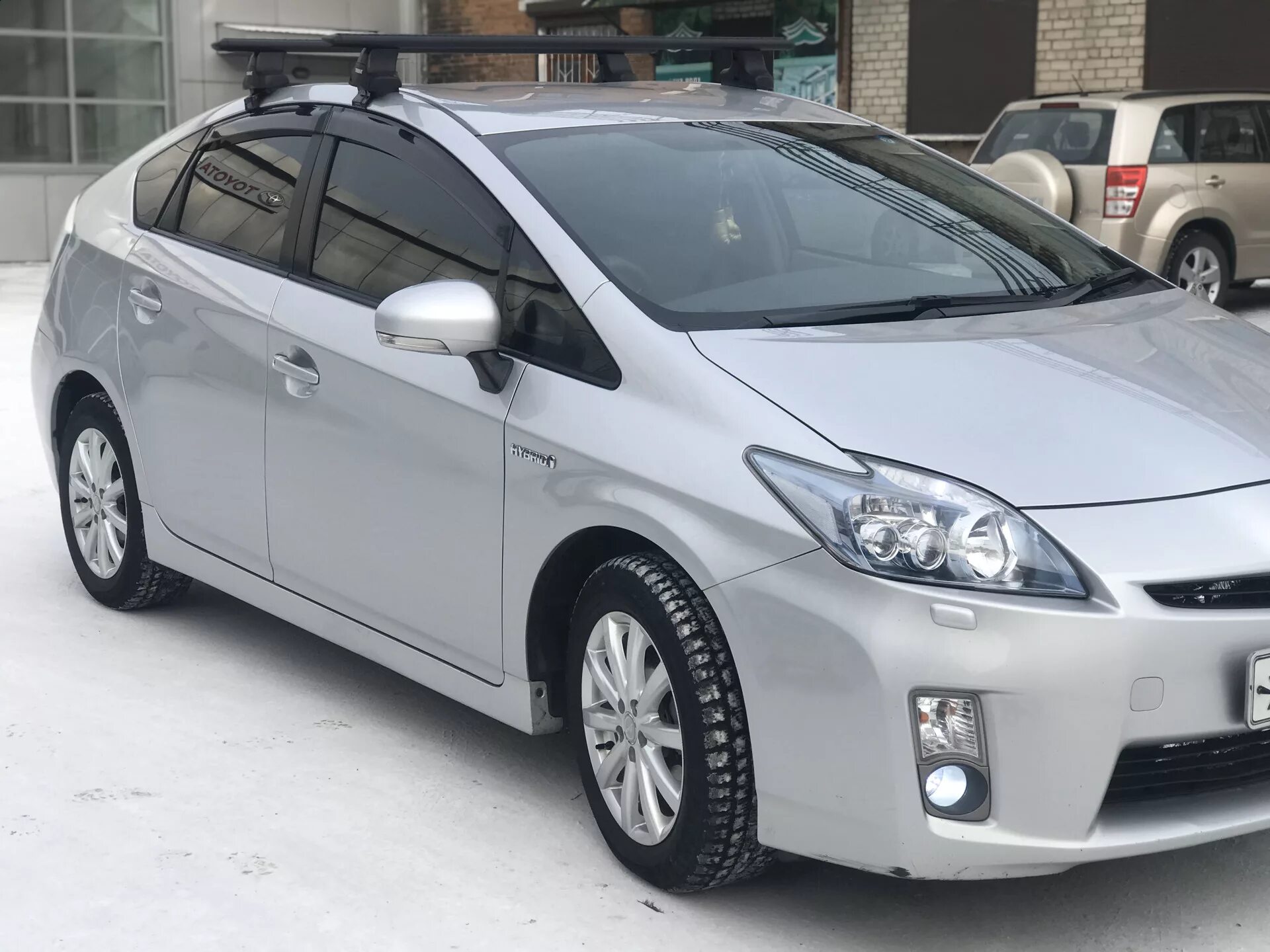 Prius 30. Toyota Prius 30. Тойота Приус 30 кузов. Приус 30 2011. Тойота Приус 2011 года.