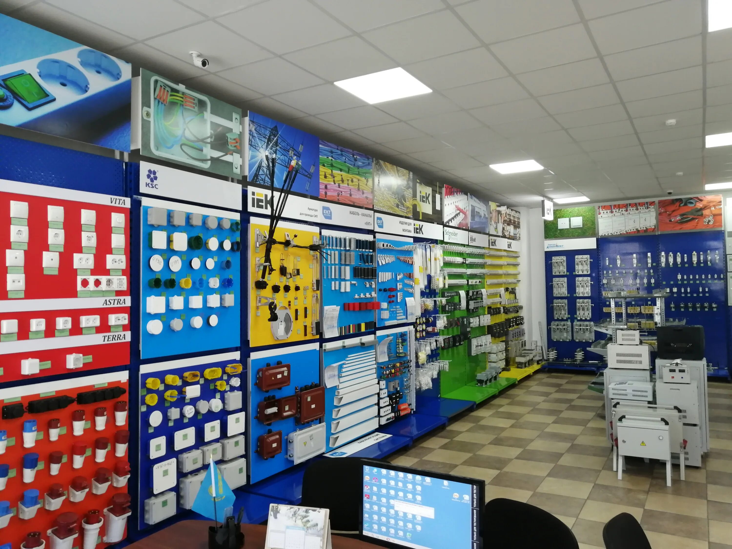 Астана экспо 2017. Астана инжиниринг. Натив инжиниринг лого. Казахстан стройка. Выставочный комплекс экспо-2017.