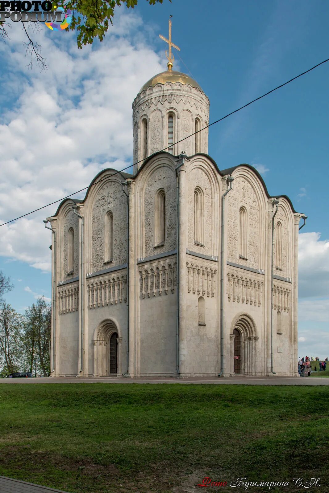 Город на клязьме 12 век. Дмитриевский храм во Владимире.