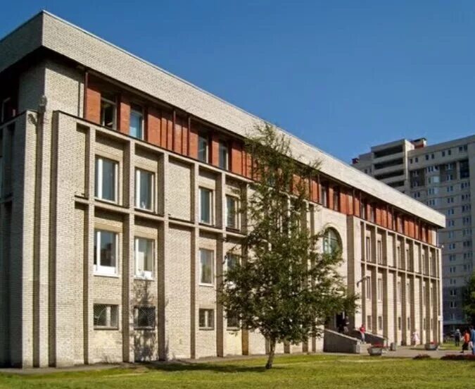 31 больница на крестовском. Свердловка больница крестовский остров. Гбуз городская клиническая больница спб. Стоматологическая поликлиника 31 спб. Гкб 31 санкт-петербург  логотип.