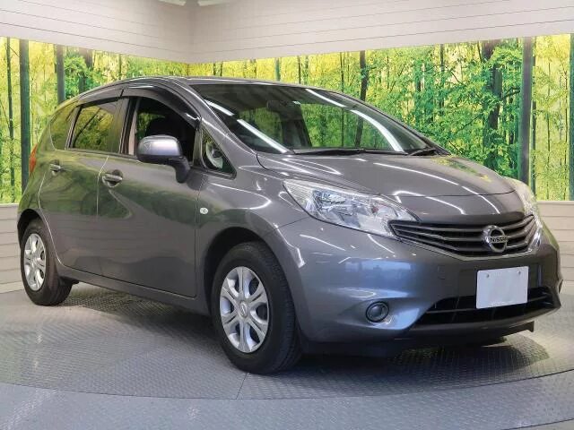 Nissan note 2013. Ниссан ноут 2023 года. Ниссан ноут 2013. Ниссан ноут 2013 г. Nissan модель note 2013 г.