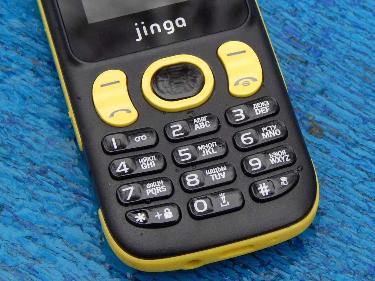 Очень дешевый телефон. Jinga f115. Jinga f110. Jinga f100. Дешевые телефоны.