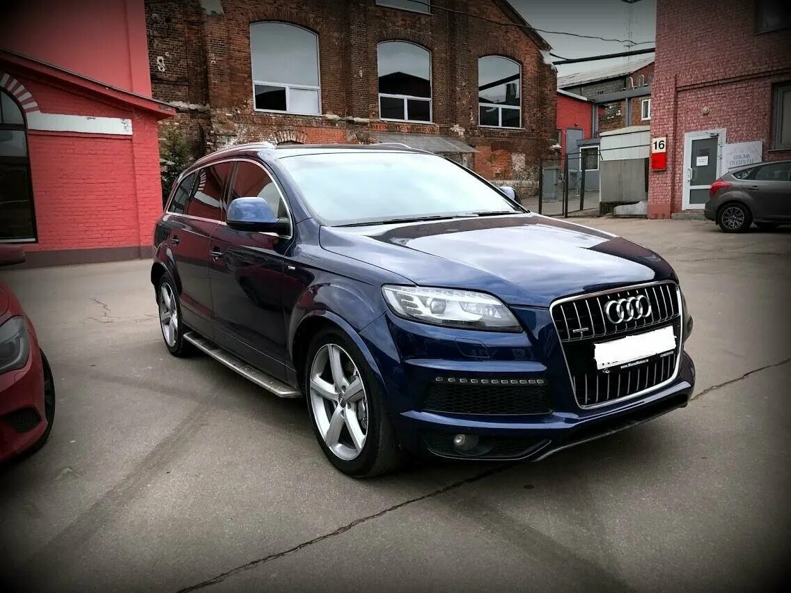 Купить ауди q7 в москве. Audi q7 2008. Audi q7 2012. Ауди ку 7 2008 года 3.0 дизель. Audi q7 Diesel v10.